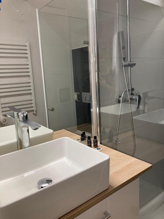 Tabago Studio 5 Gdansk Luaran gambar